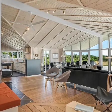 Eljas - 200m To The Fjord By Interhome *